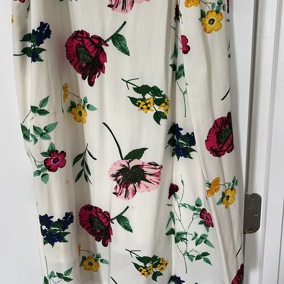 Adorable dress for summer! - Picture 2 of 2